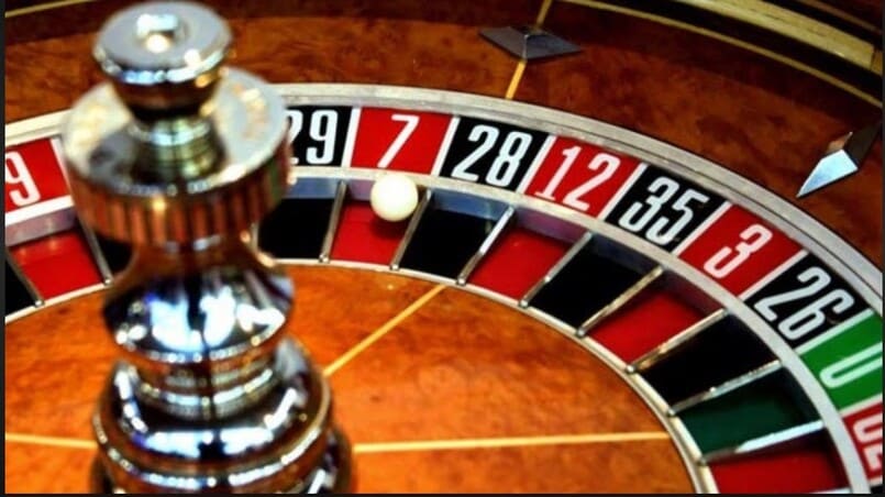 Cách chơi roulette được hướng dẫn chi tiết cho người mới.