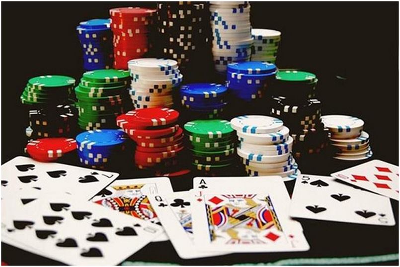 Poker là game cờ bạc thu hút hàng loạt người chơi