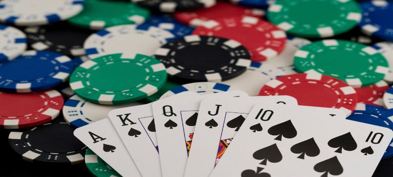 Poker là game đánh bạc có tính cạnh tranh cao